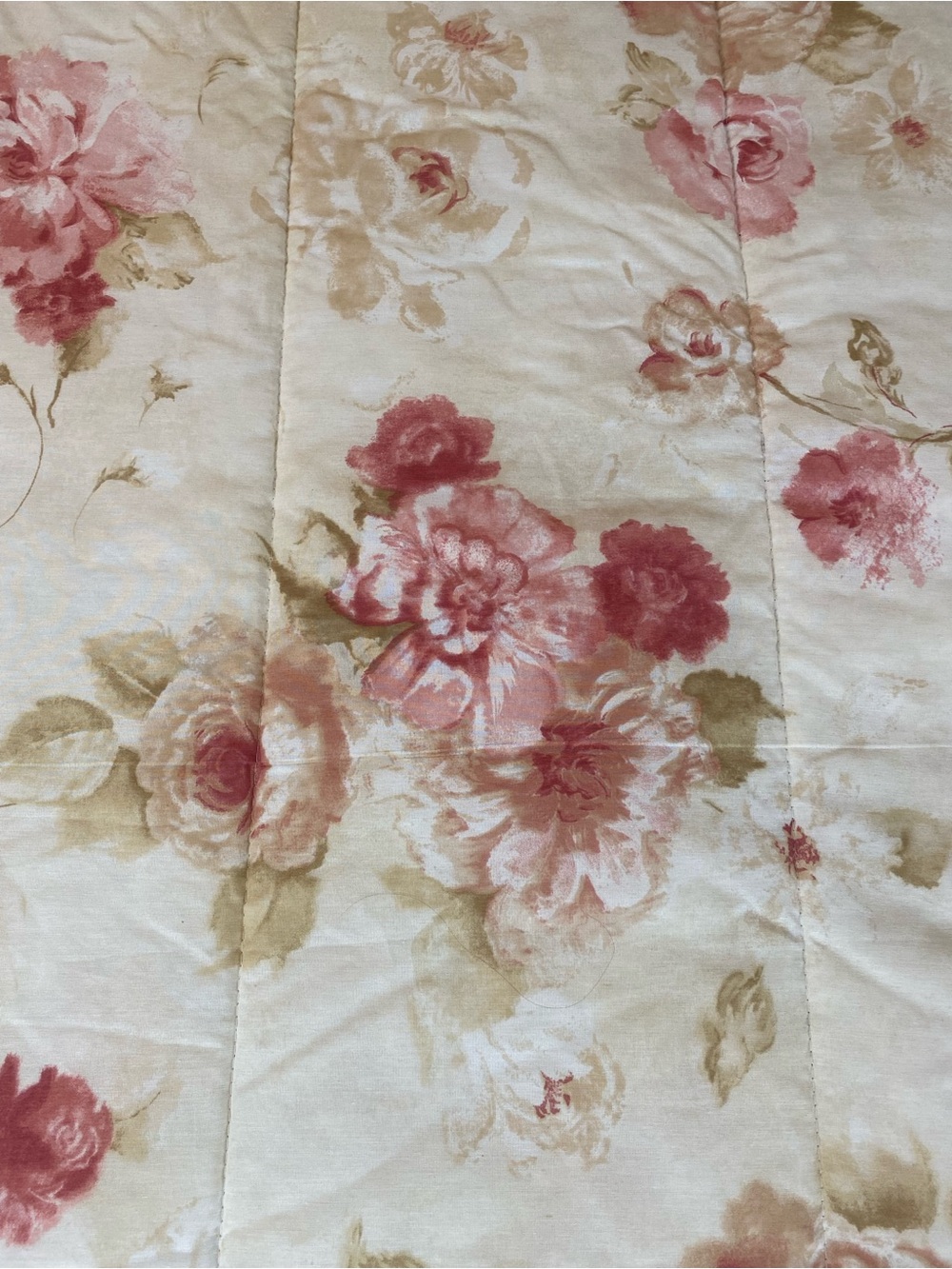 Wamsutta Cream Comforter with Rose Pink Floral Print Romantic